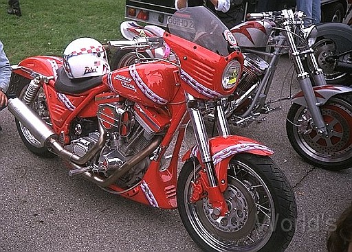 Custom 002.jpg